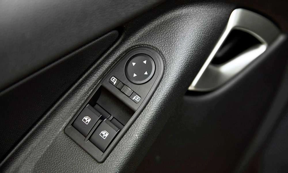 Lada Granta Sportline Лифтбек - фото №23